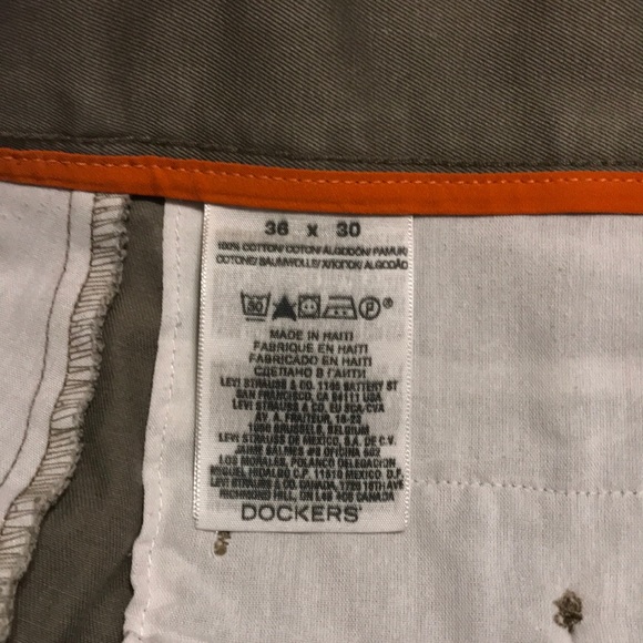 36x30 Olive Docker D3 Flat-Front Khakis - Picture 4 of 5